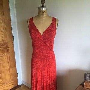 Red, sleeveless dress